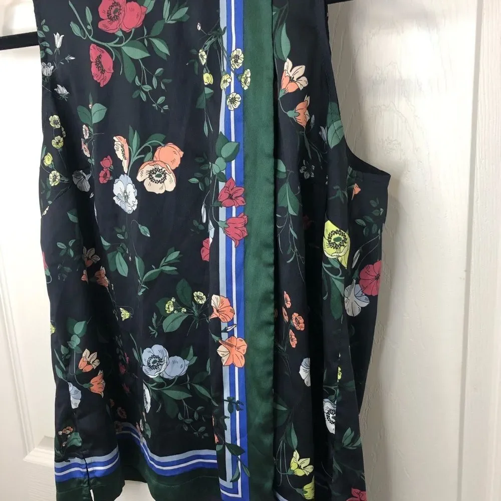 Ann Taylor Petite black floral design sleeveless top, size medium petite - Picture 5 of 11